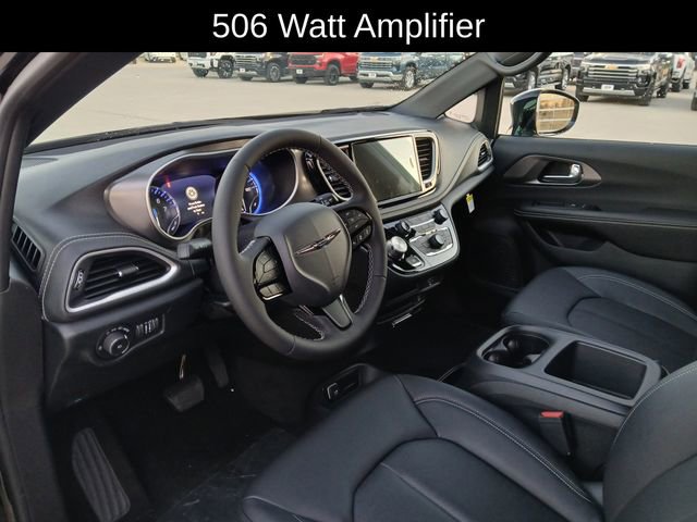 New 2026 Chrysler Pacifica Select image 10