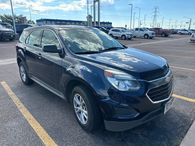 Used 2017 Chevrolet Equinox LS AWD/4WD image 3