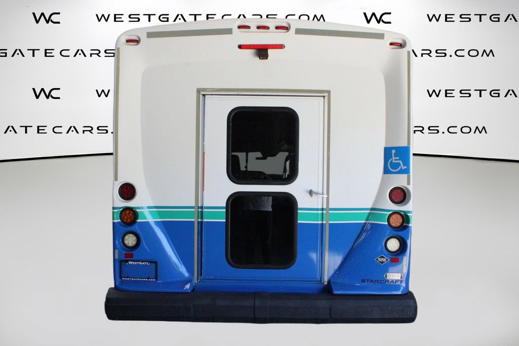 Used 2015 Ford E-450 and Econoline 450 Super Duty w/ Shuttle Bus Prep Package image 7