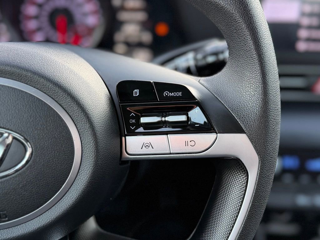 Used 2022 Hyundai Elantra SEL image 8