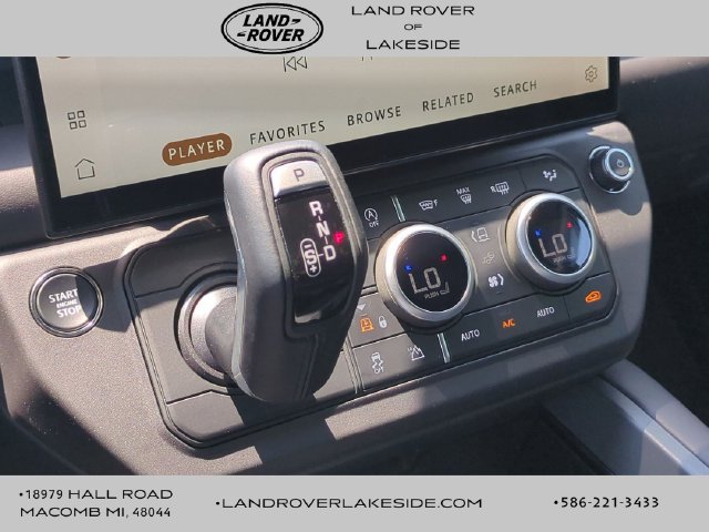 Used 2026 Land Rover Defender 110 X-Dynamic SE AWD/4WD image 9