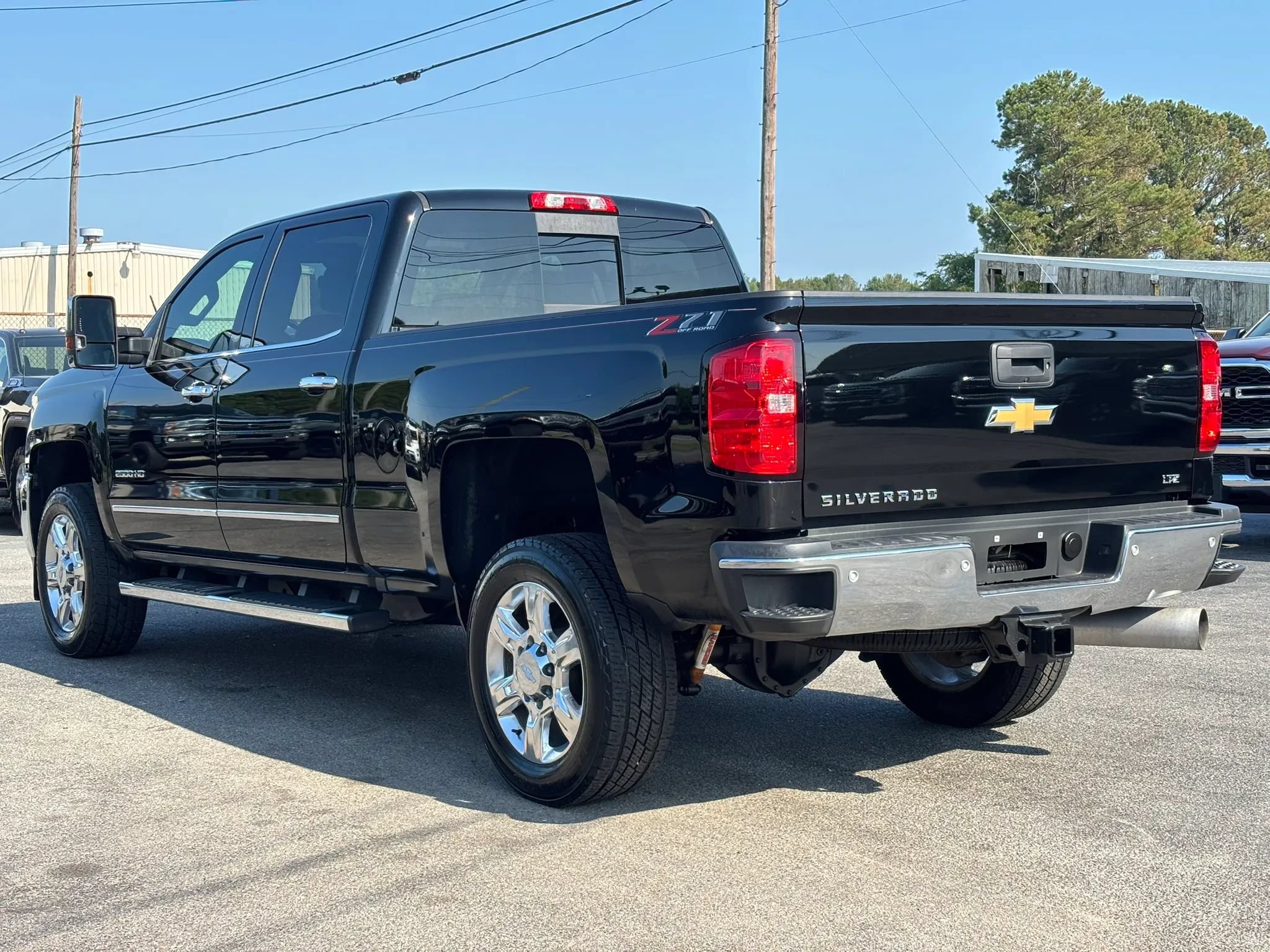 Used 2019 Chevrolet Silverado 2500 LTZ w/ Duramax Plus Package AWD/4WD image 5