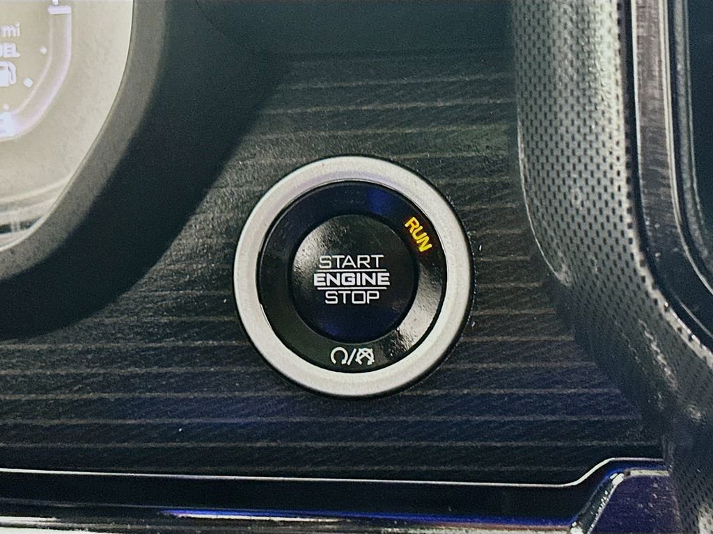 Used 2023 RAM 1500 Limited image 27