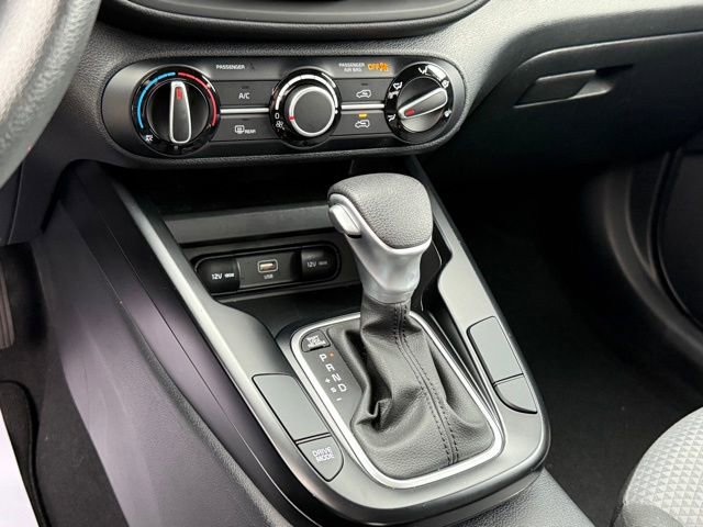 Used 2025 Kia Soul LX image 22