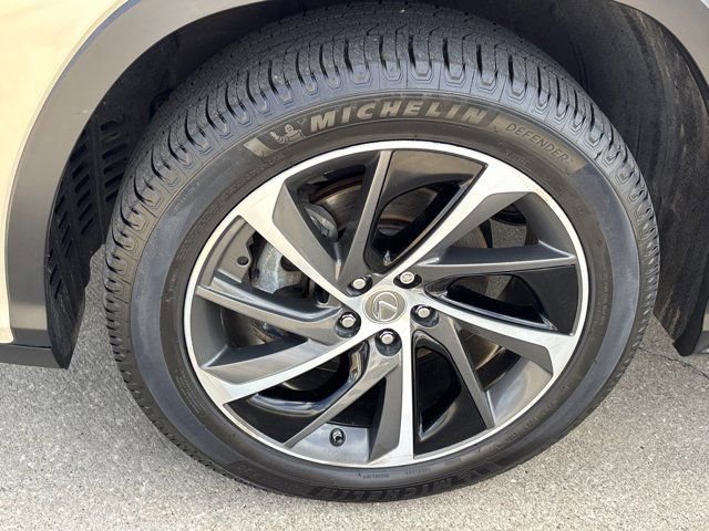 Used 2017 Lexus RX 450h AWD w/ Luxury Package image 13