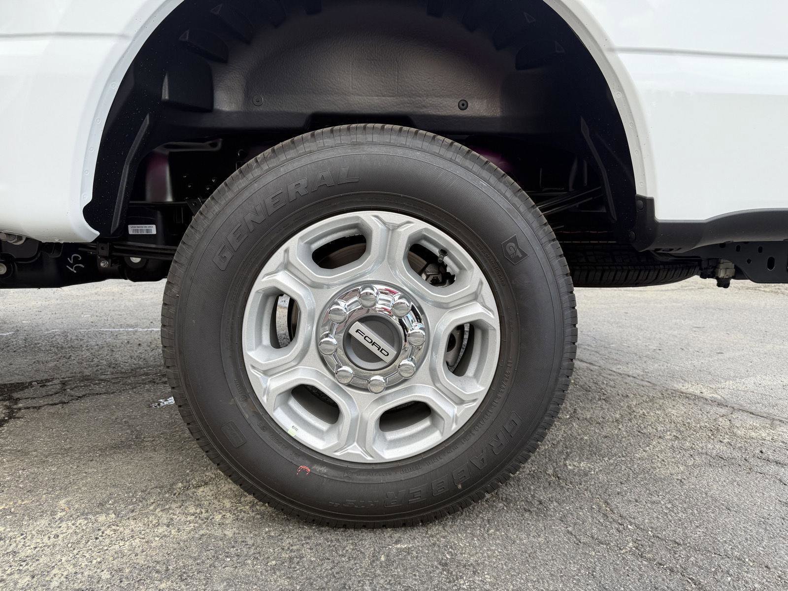 New 2026 Ford F250 XLT image 25