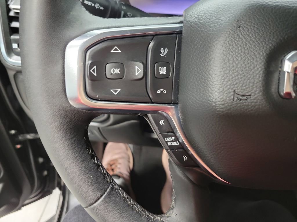 Used 2025 RAM 1500 Laramie w/ Night Edition image 38