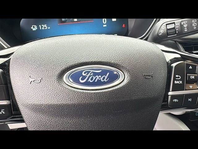 Certified 2023 Ford Escape Platinum AWD/4WD image 19