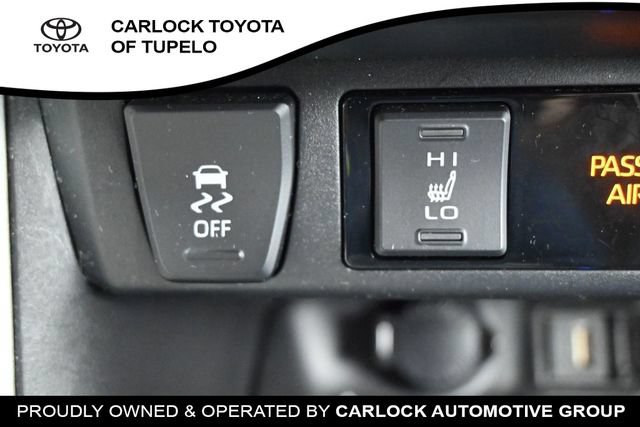 Used 2022 Toyota RAV4 XLE w/ Convenience Package AWD/4WD image 33
