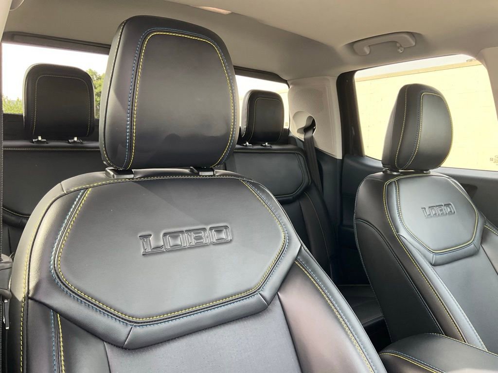 Used 2025 Ford Maverick Lobo image 34