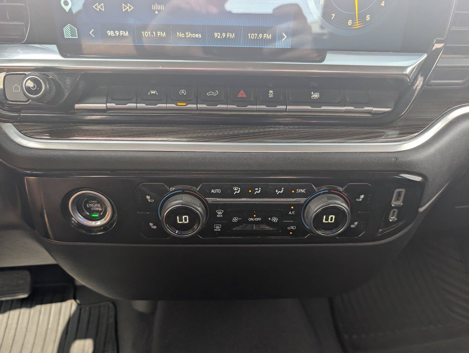 Used 2022 Chevrolet Silverado 1500 LT RWD image 20