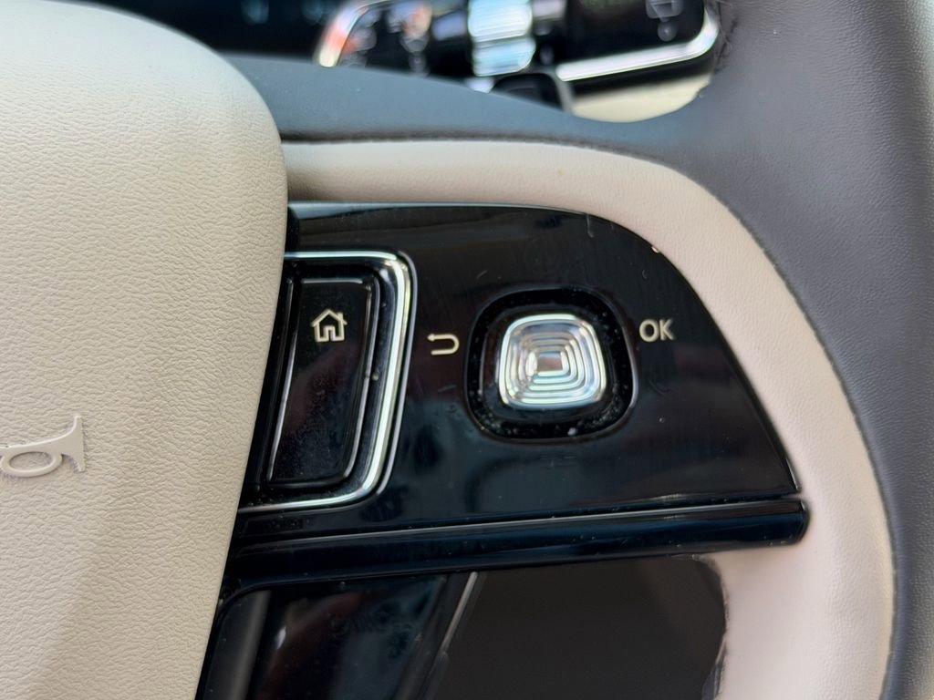 Certified 2024 Lincoln Corsair FWD image 21