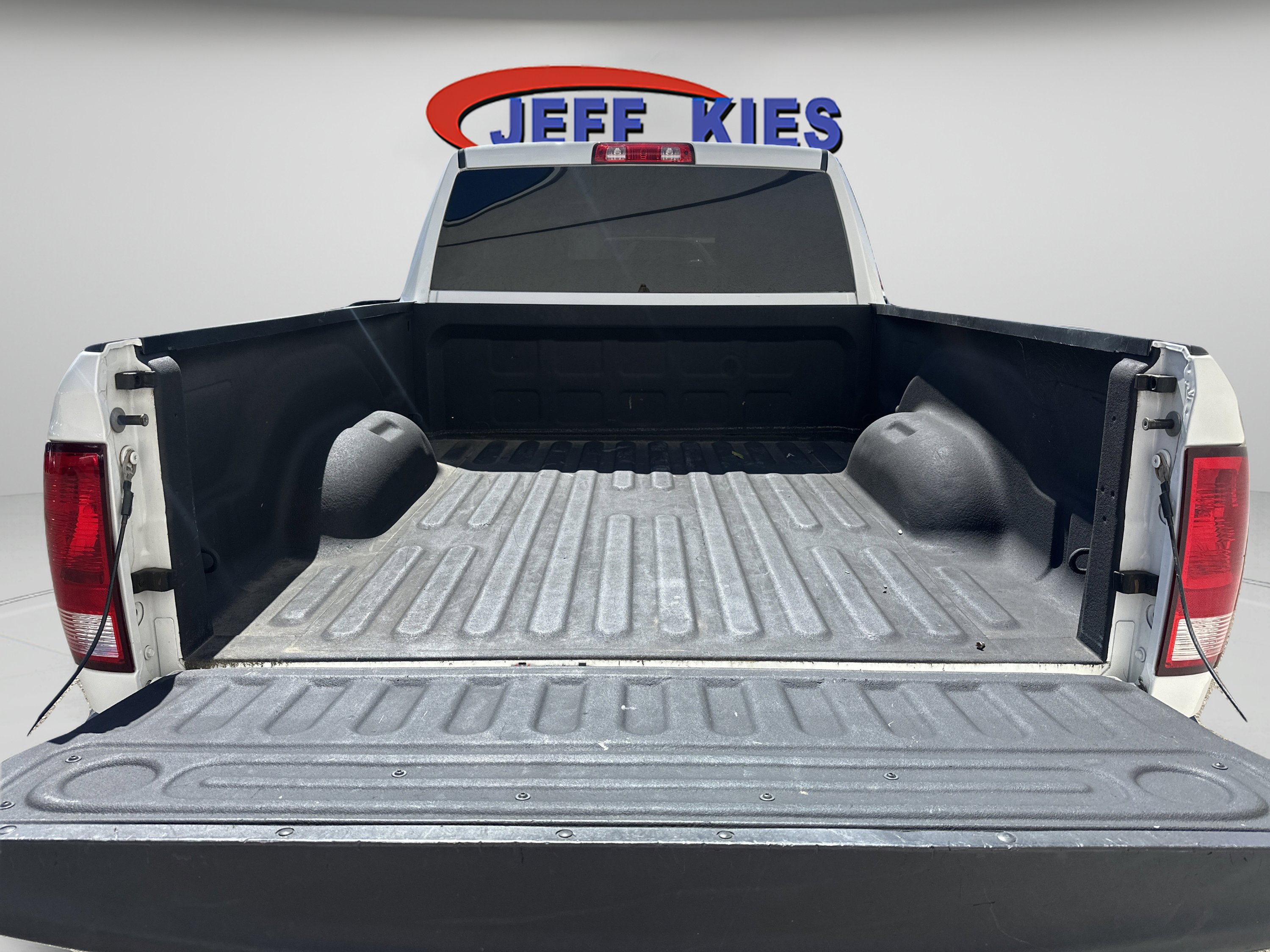 Used 2018 RAM 1500 Express image 7