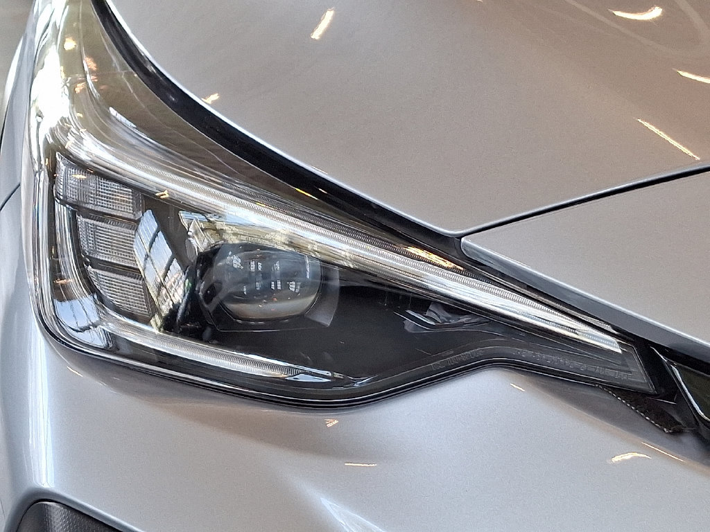 Certified 2025 Subaru Crosstrek 2.5i Sport w/ Crosstrek Mirror Package AWD/4WD image 12
