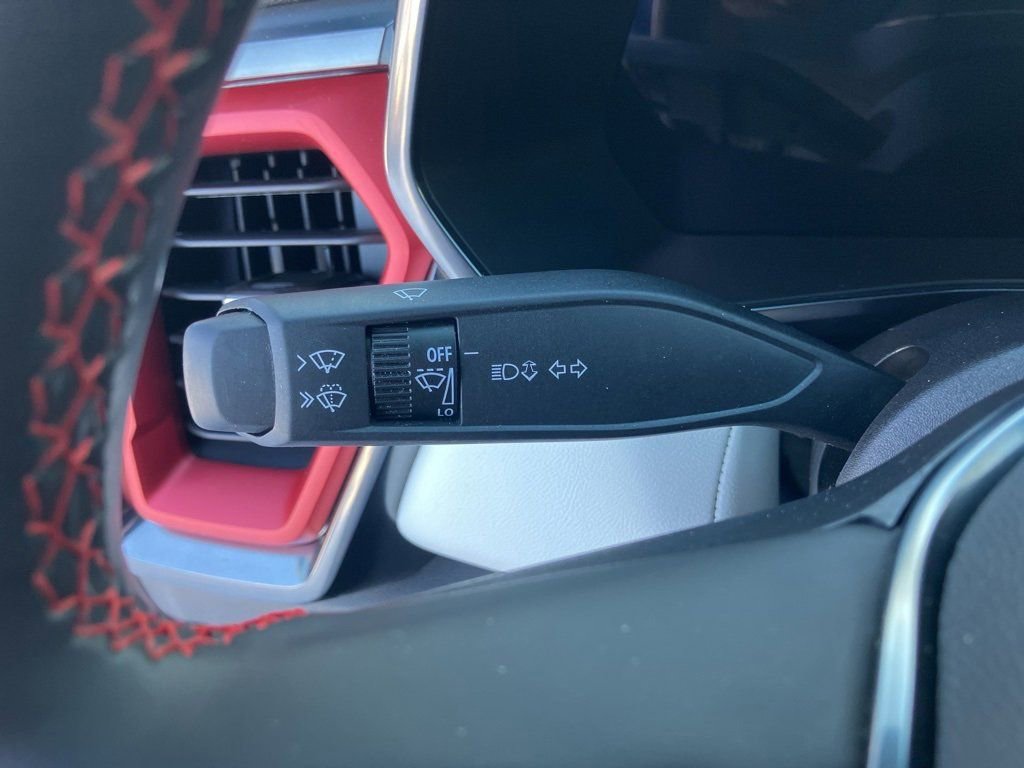 Used 2024 GMC Canyon AT4X image 17