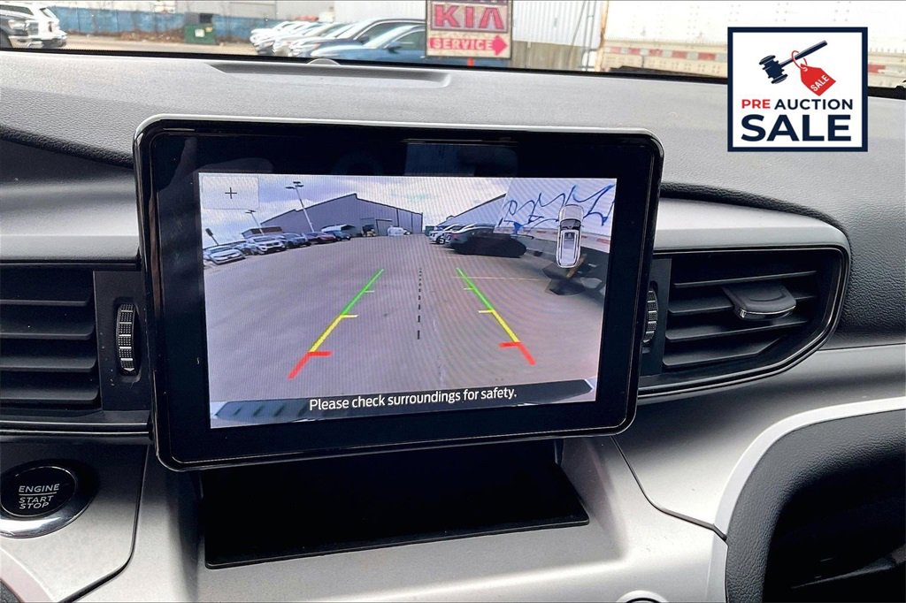 Used 2022 Ford Explorer XLT image 21