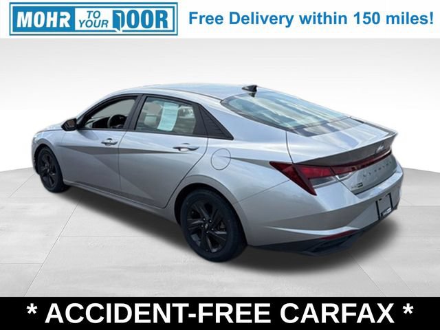 Used 2021 Hyundai Elantra SEL w/ Cargo Package FWD image 3
