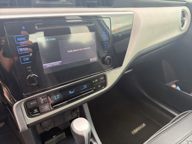 Used 2017 Toyota Corolla LE image 12