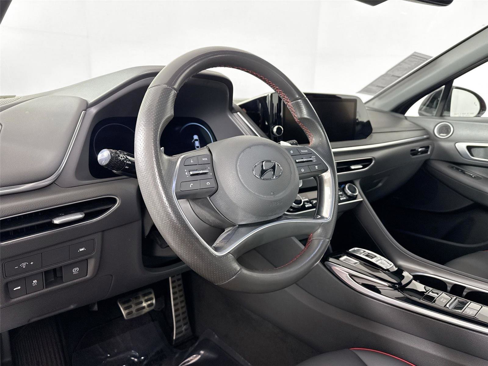 Used 2022 Hyundai Sonata SEL Plus image 4