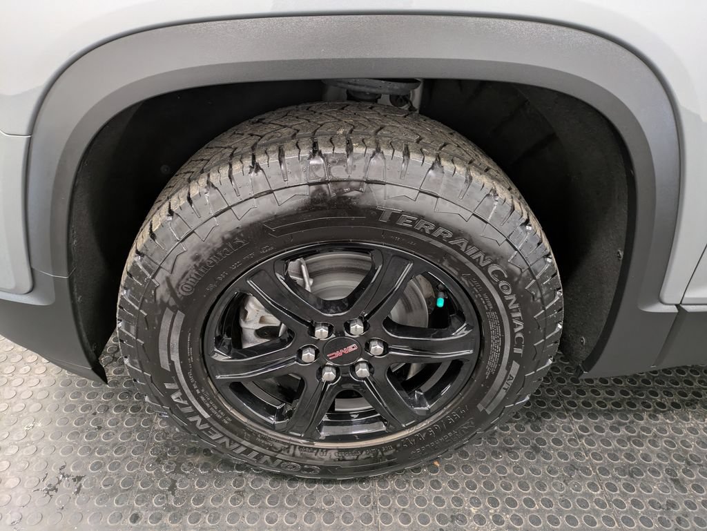 Used 2023 GMC Acadia AT4 AWD/4WD image 7