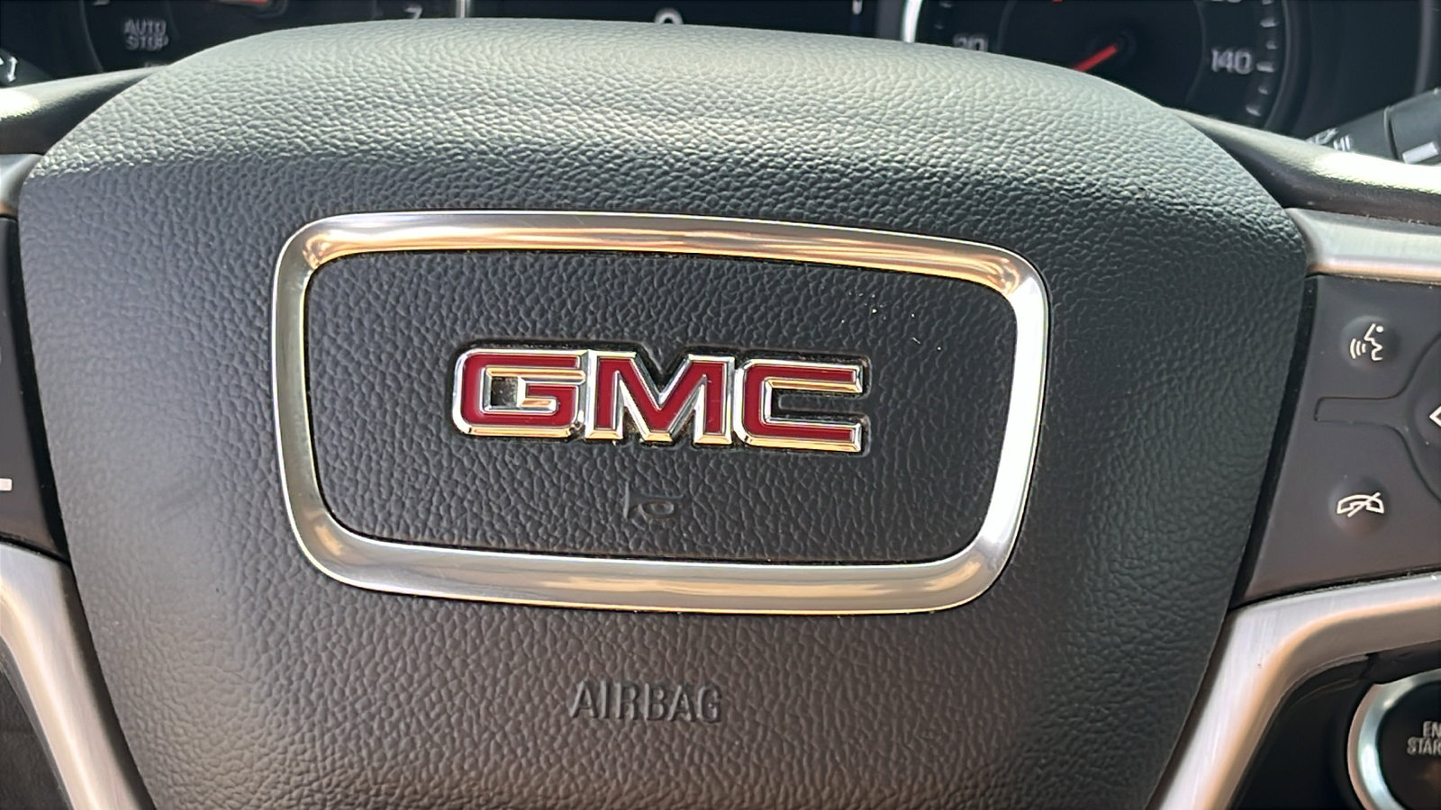 Certified 2024 GMC Terrain SLT image 17