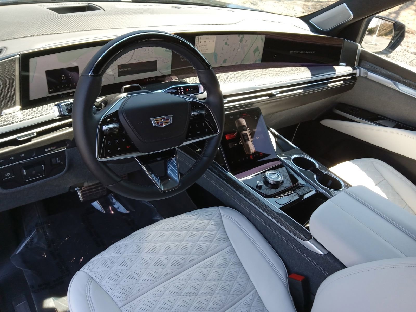 Used 2025 Cadillac Escalade V image 10