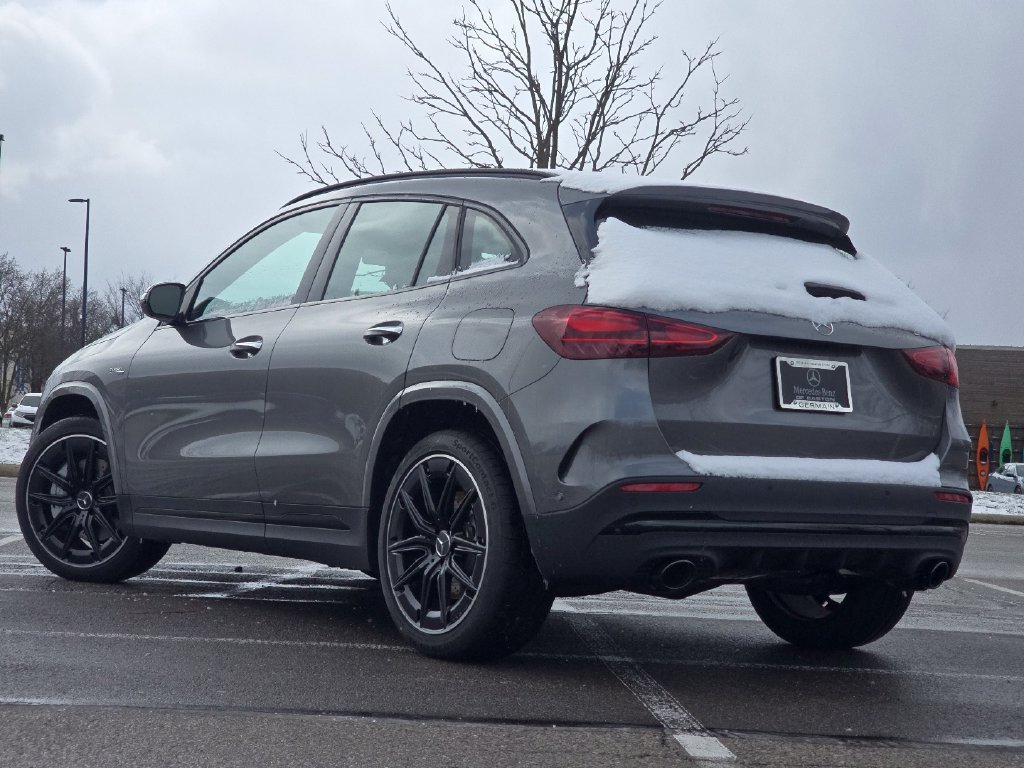 New 2026 Mercedes-Benz GLA 35 AMG 4MATIC image 13