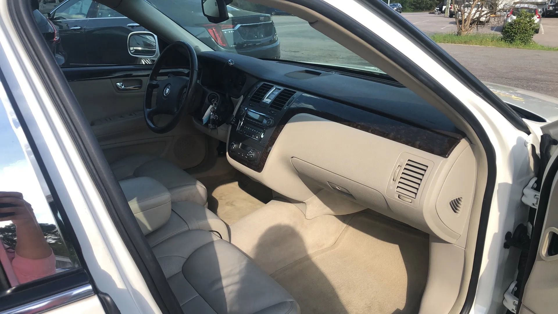 Used 2008 Cadillac DTS image 12