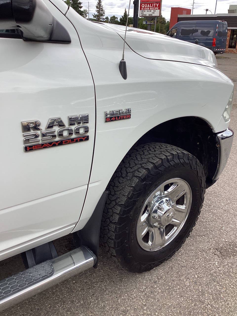 Used 2017 RAM 2500 Tradesman w/ Chrome Appearance Group AWD/4WD image 13