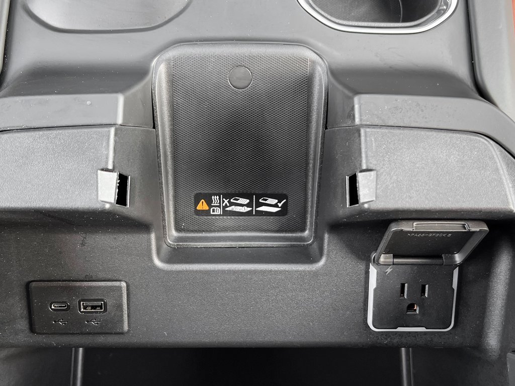 Used 2024 GMC Sierra 3500 Denali Ultimate image 31