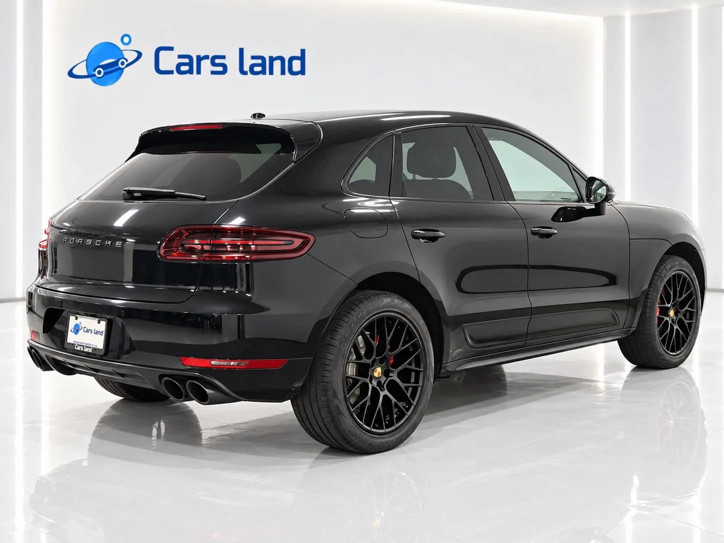 Used 2017 Porsche Macan GTS AWD/4WD image 3