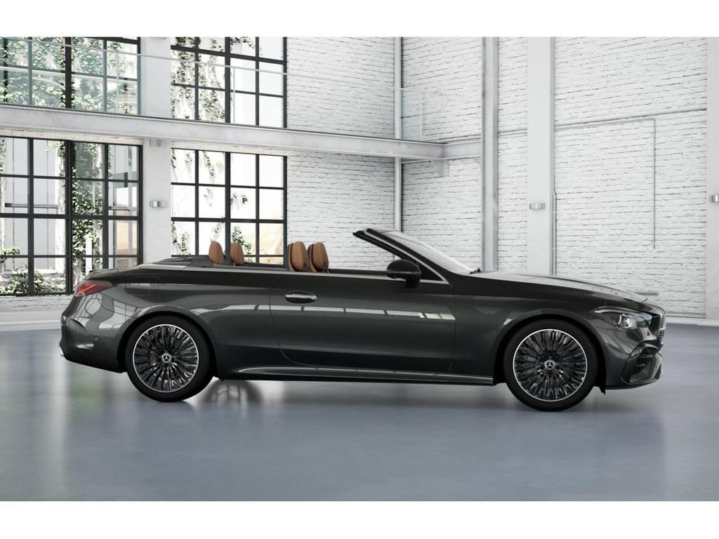 Used 2025 Mercedes-Benz CLE 450 4MATIC Cabriolet image 15