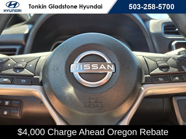 Used 2025 Nissan Leaf S FWD image 22