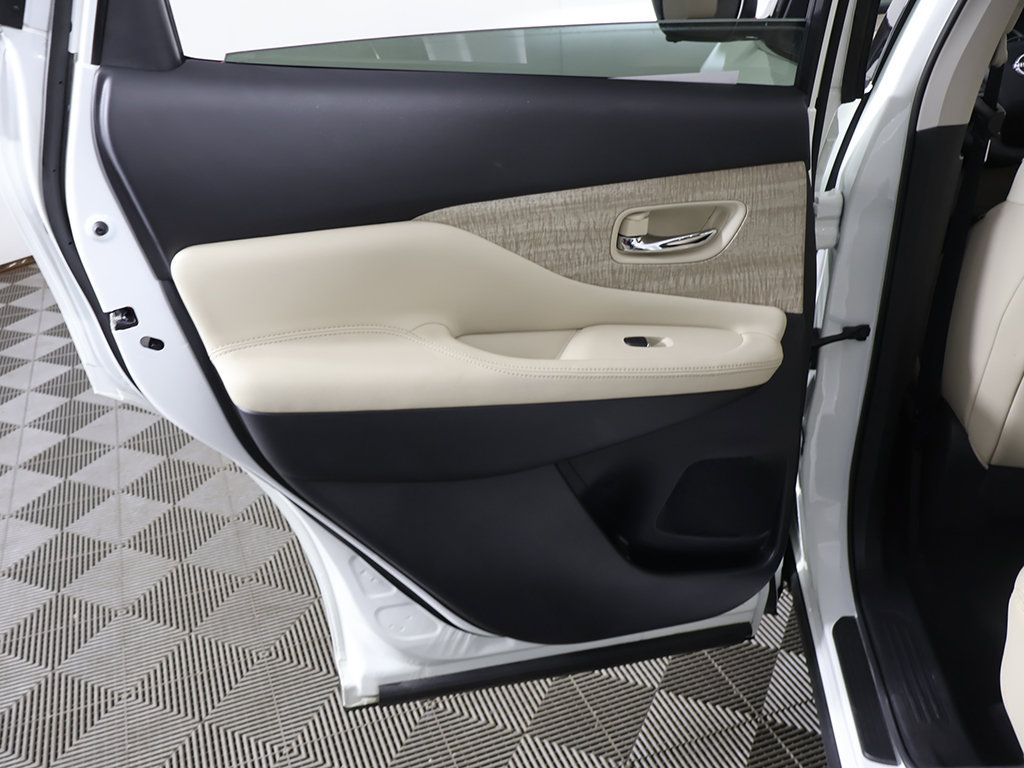 Used 2023 Nissan Murano SL AWD/4WD image 28