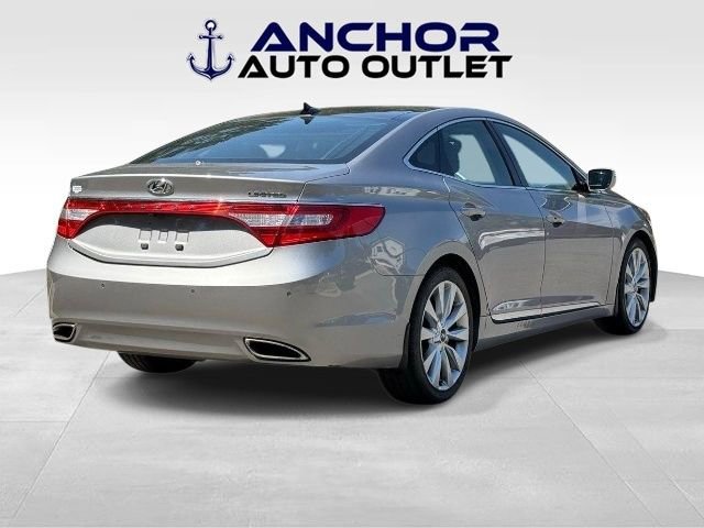Used 2014 Hyundai Azera Limited w/ Option Group 02 FWD image 8