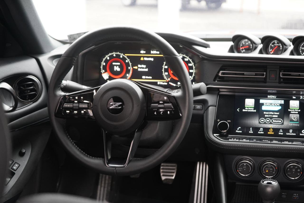 Used 2024 Nissan Z Performance w/ Heritage Edition image 52