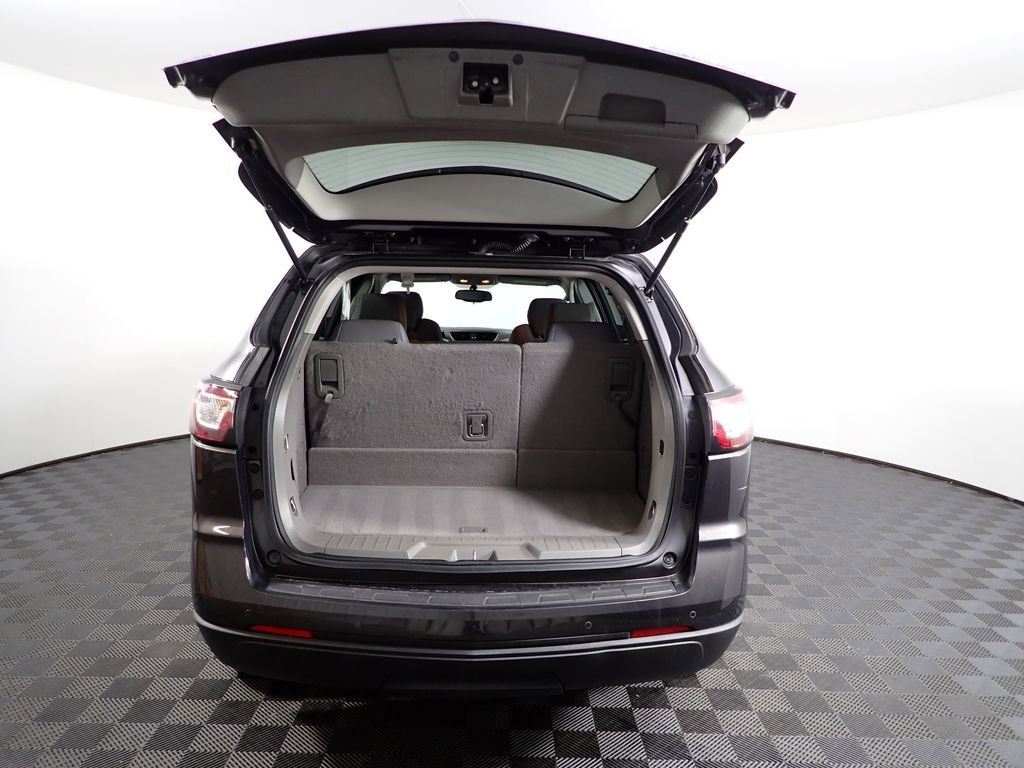 Used 2015 Chevrolet Traverse LT image 12