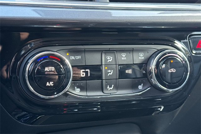 Used 2025 Chevrolet Trax ACTIV w/ Driver Confidence Package image 28