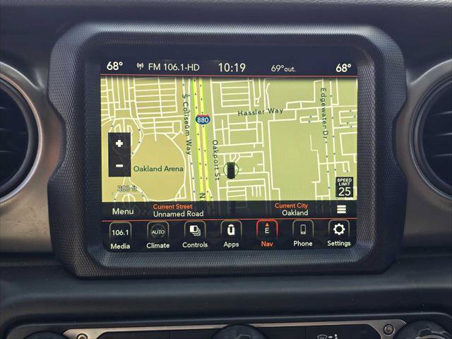 Used 2023 Jeep Wrangler Unlimited w/ 8.4" Radio Group AWD/4WD image 26