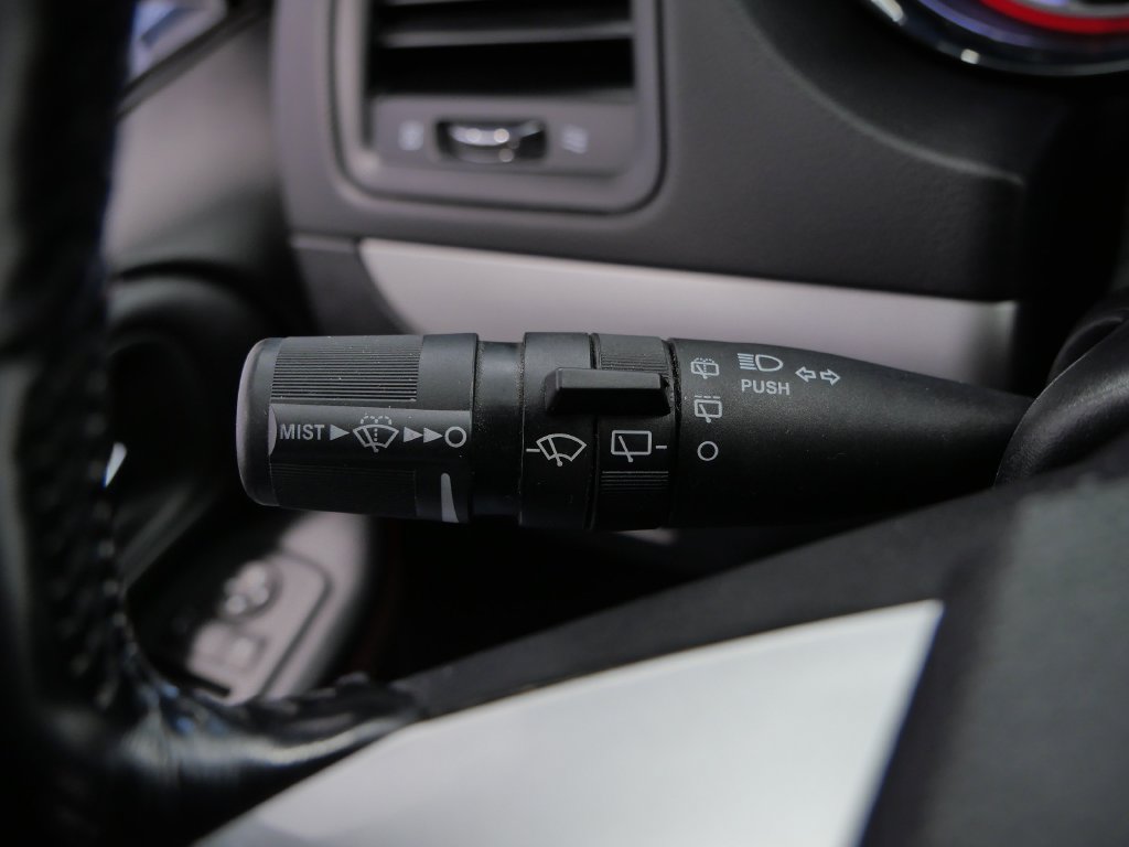 Used 2019 Dodge Grand Caravan GT FWD image 23