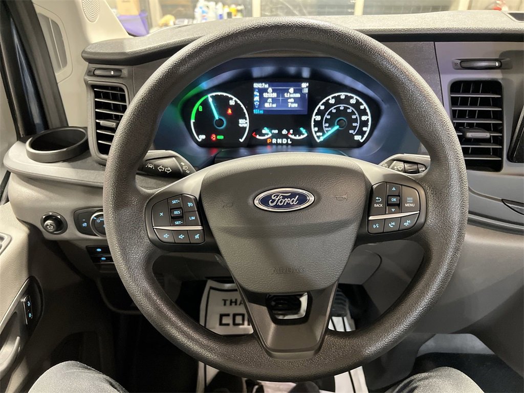Used 2024 Ford E-Transit Base image 11