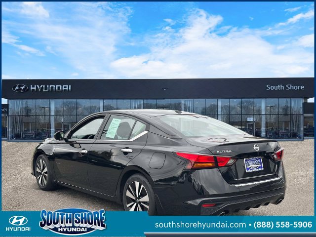Used 2022 Nissan Altima 2.5 SV w/ SV Premium Package FWD image 8