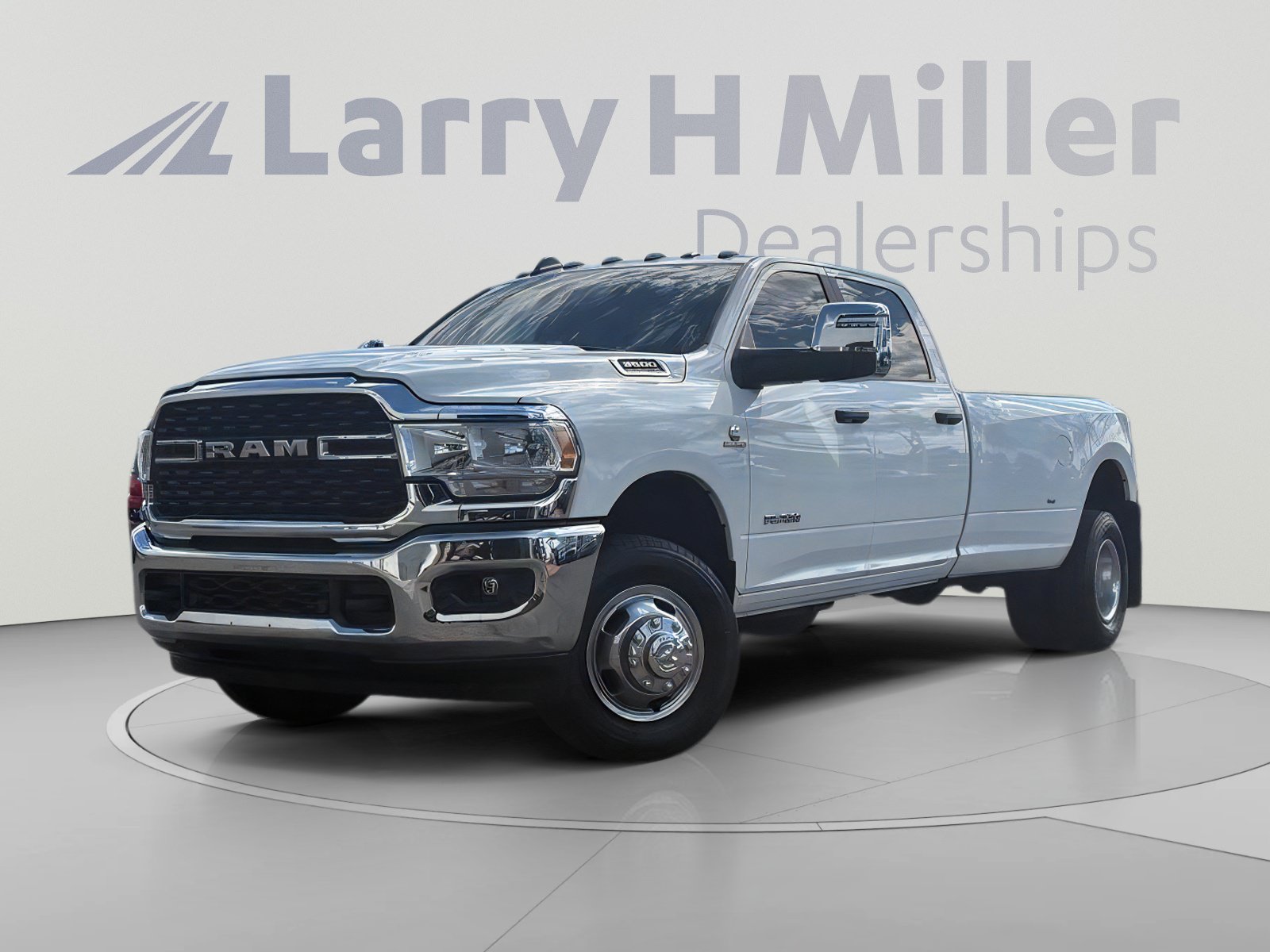 Used 2023 RAM 3500 Big Horn w/ Level 1 Equipment Group AWD/4WD image 1