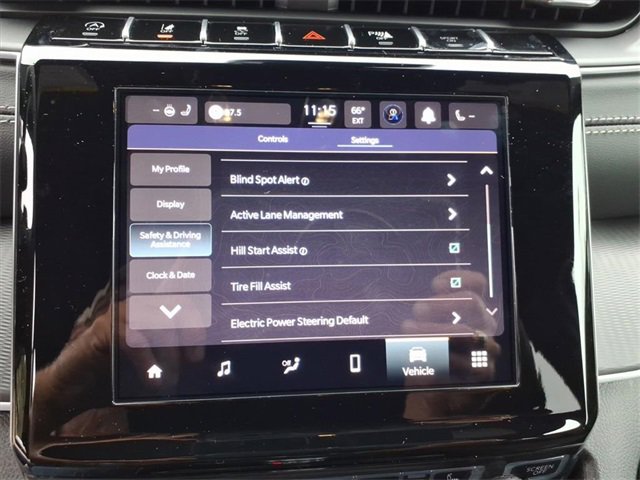 New 2025 Jeep Grand Cherokee L Altitude image 9