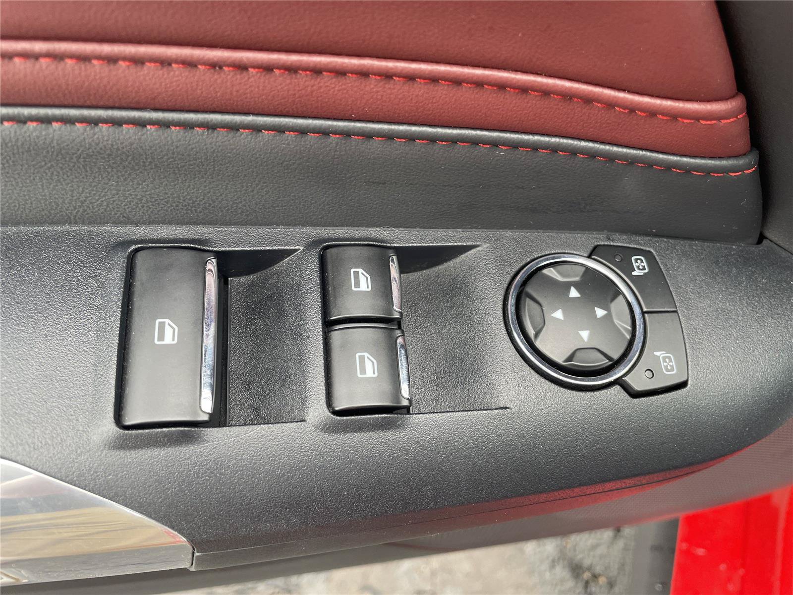 Used 2025 Ford Mustang GT Premium RWD image 11