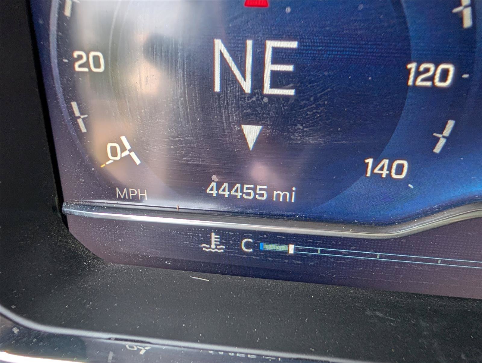 Used 2024 Chevrolet Silverado 2500 LT AWD/4WD image 27