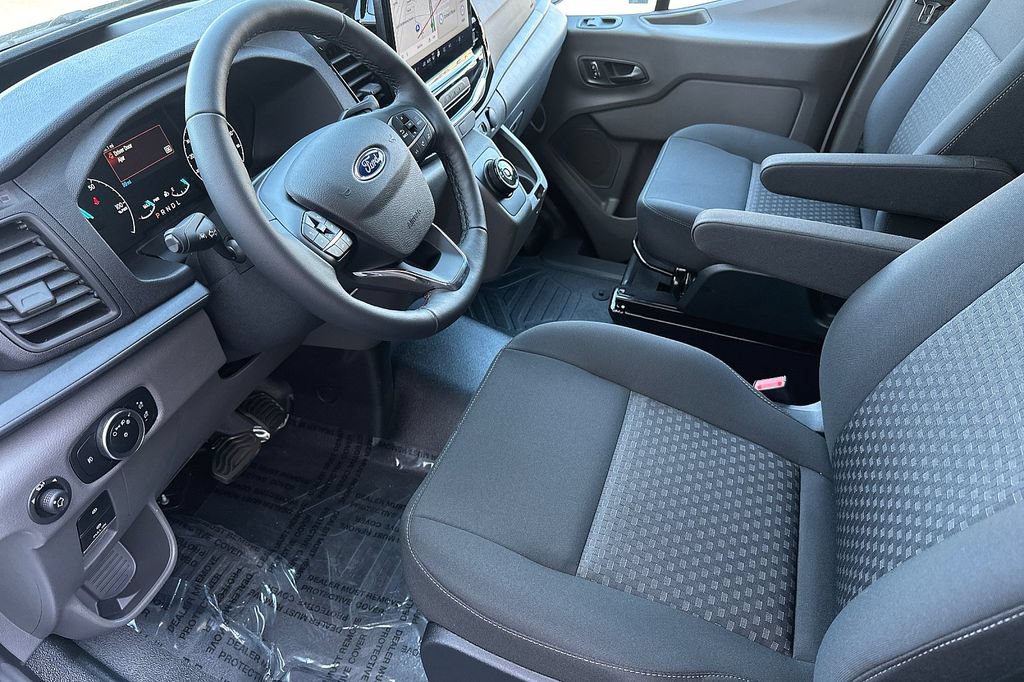 New 2023 Ford E-Transit Medium Roof w/ Interior Upgrade Package RWD image 6