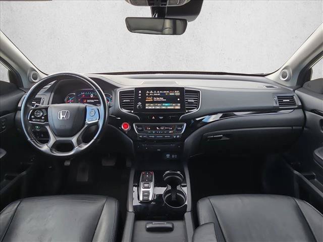 Used 2021 Honda Pilot Touring image 16