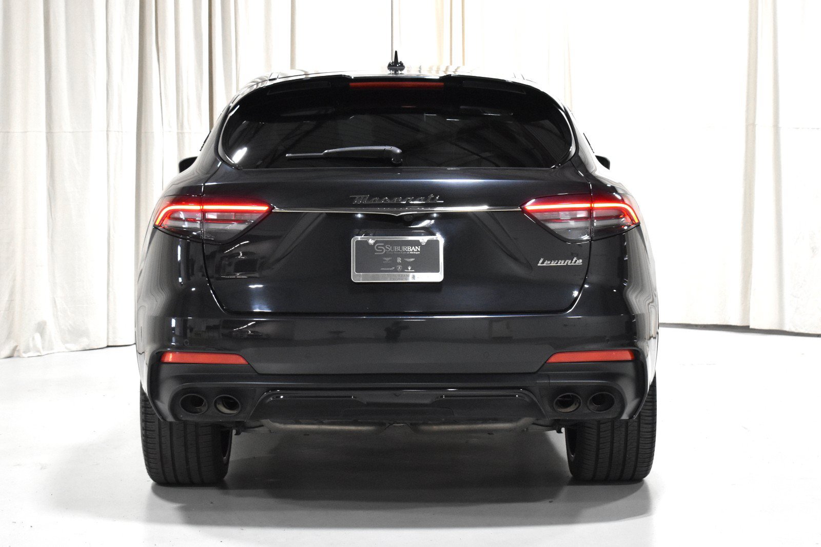 Used 2023 Maserati Levante Modena AWD/4WD image 6