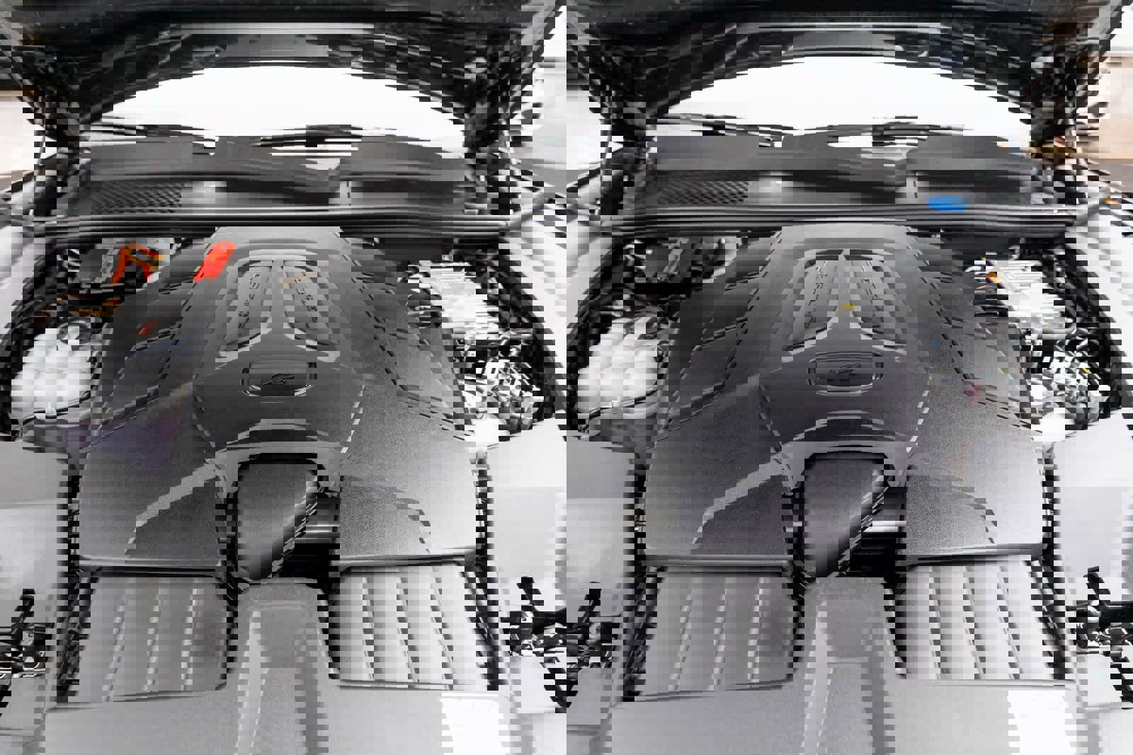 Used 2024 Porsche Cayenne S image 9